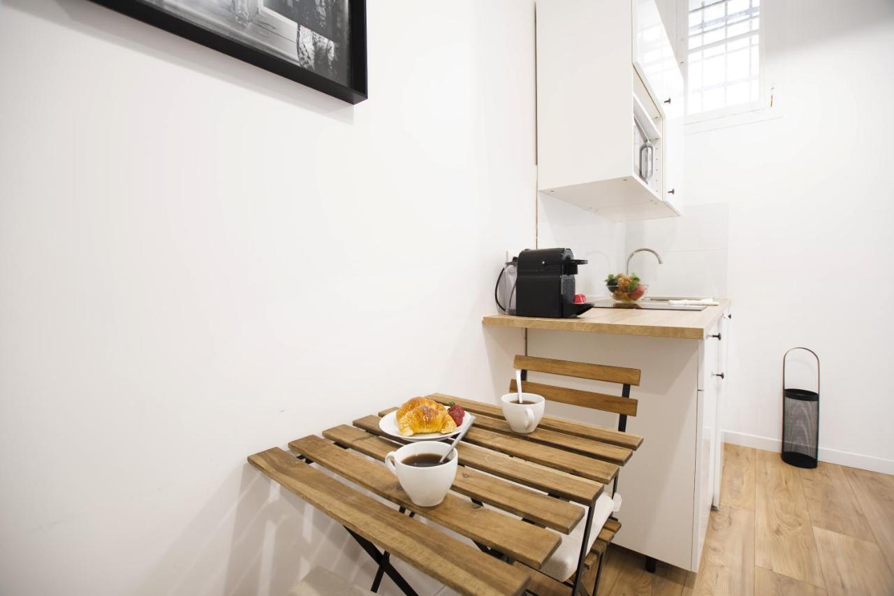 Great Studio Near The Eiffel Tower Paris Eksteriør billede