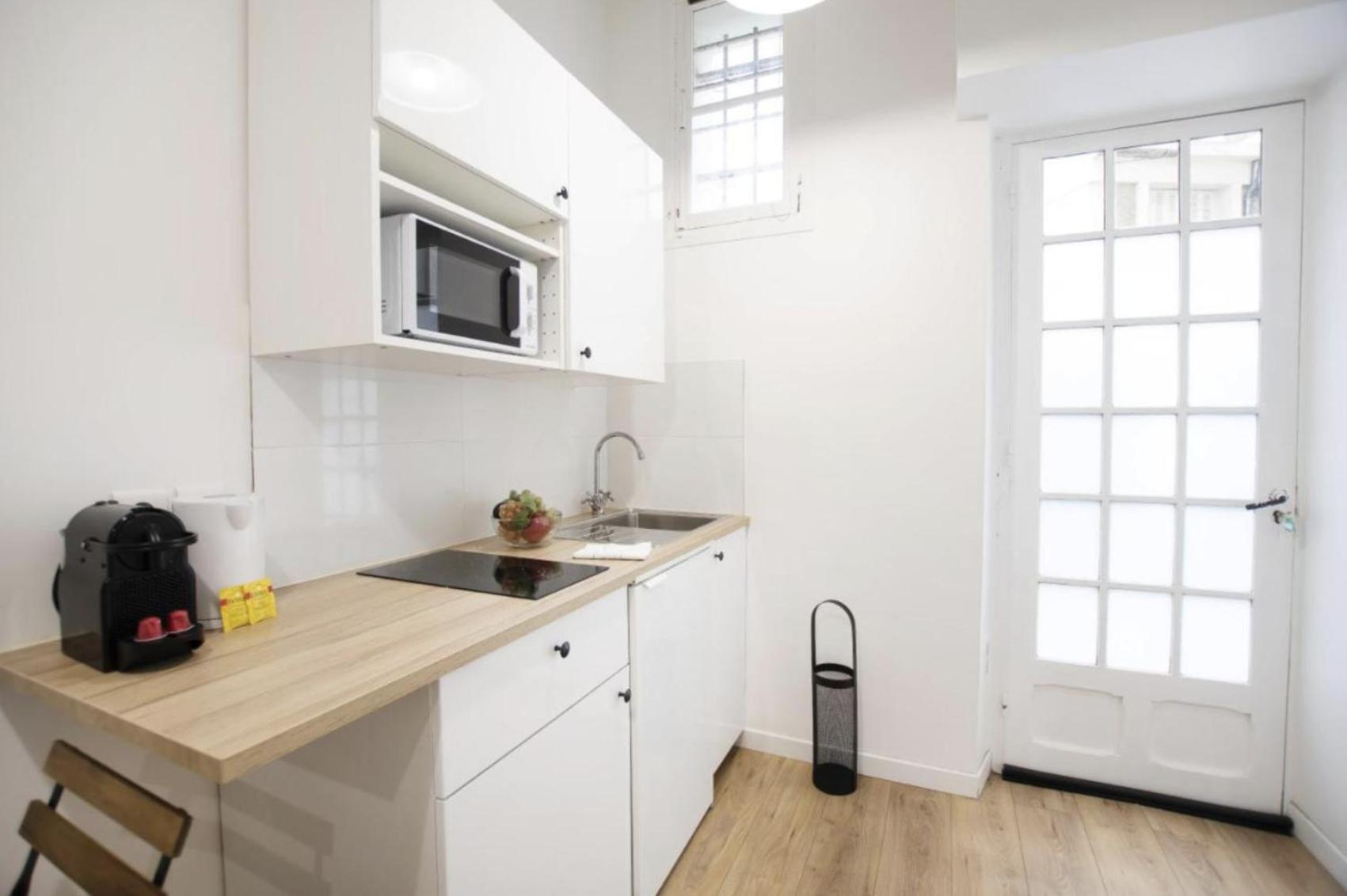 Great Studio Near The Eiffel Tower Paris Eksteriør billede